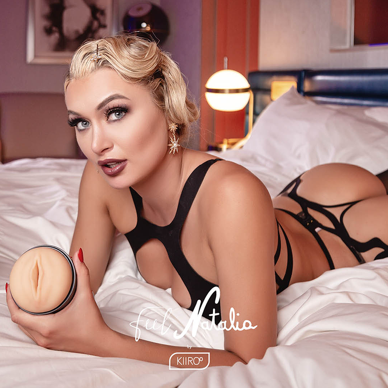 KIIROO FEEL NATALIA STARR